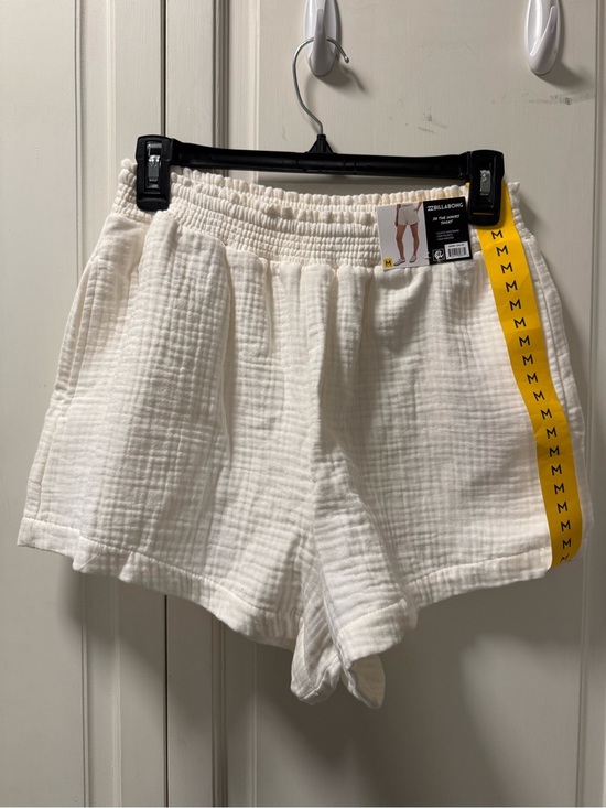 Billabong Pants - Billabong In The Waves Cream Gauze Shorts NWT Size M